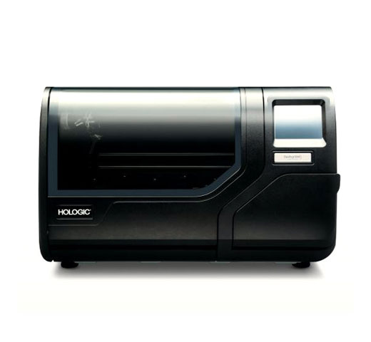 Procesador ThinPrep® 5000 de Hologic sobre fondo blanco
